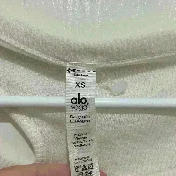 Alo open shoulder top ribbed peak long sleeve ivory size xs small - Picture 2 of 5